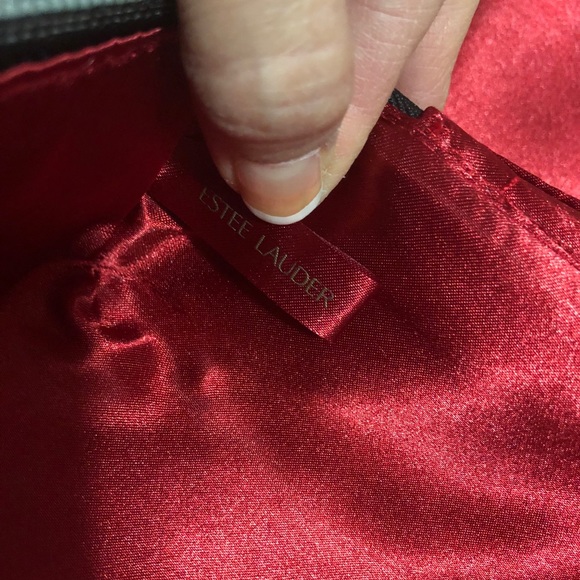 Estee Lauder ❤️Travel Case #Red Velvet NWOT - Picture 8 of 8